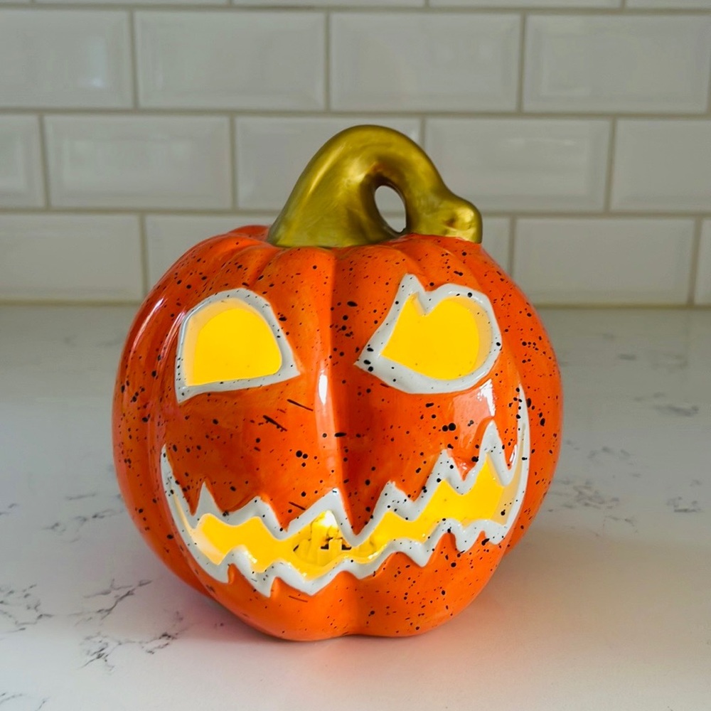 Rite Aid Orange Ceramic Light Up Jack O Lantern Pumpkin 🎃 - Picture 4 of 10